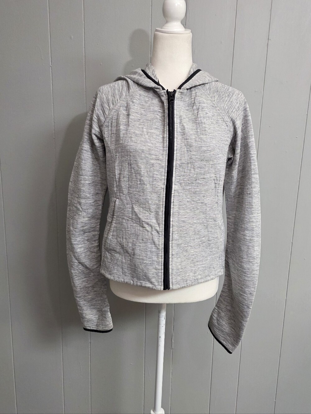 Lululemon City Bound Zip UpHoodie Size 4
